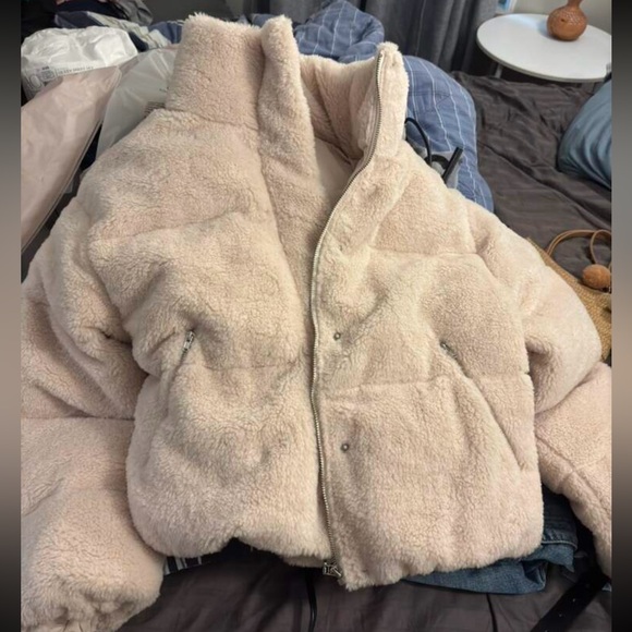 Missguided Sherpa Puffer Jacket - Picture 2 of 2